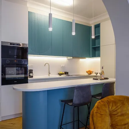 Apartment Queen By Luxlikehome *