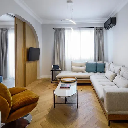 Queen By Luxlikehome Apartment *